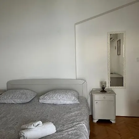Marinac Apartment