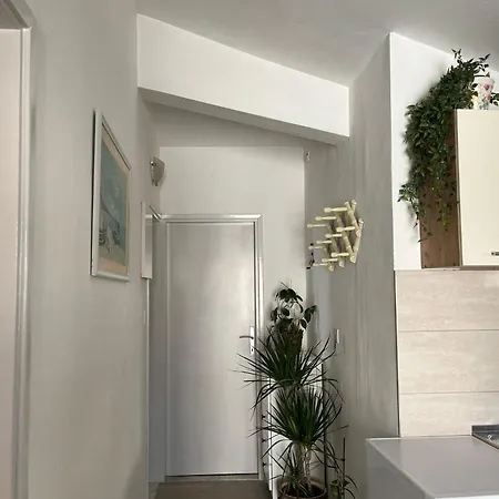 Marinac Apartment *