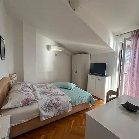 Marinac Apartment